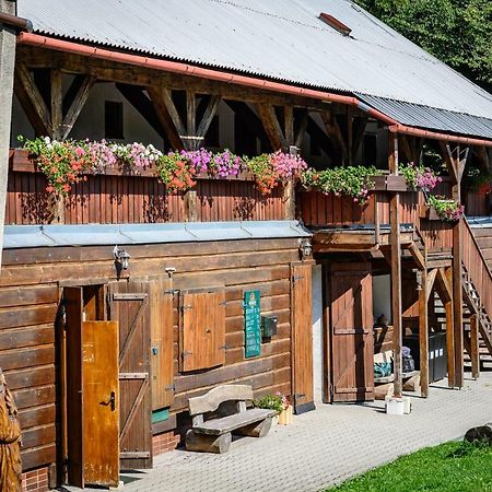 Penzion Tyra Trinec Exterior photo